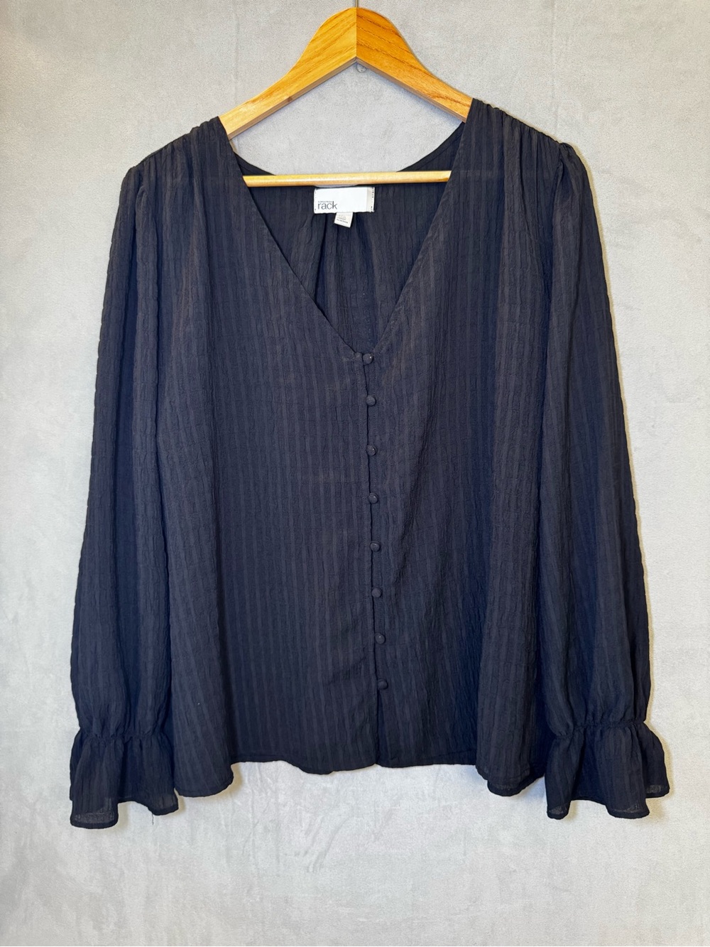 Nordstrom Rack Blouse 2X Black Textured Button Front Ruffle Sleeve Plus Size